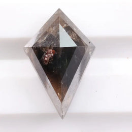 Premium natural diamond featuring original formation and real diamond properties. Earth mined diamond suitable for engagement rings, wedding bands