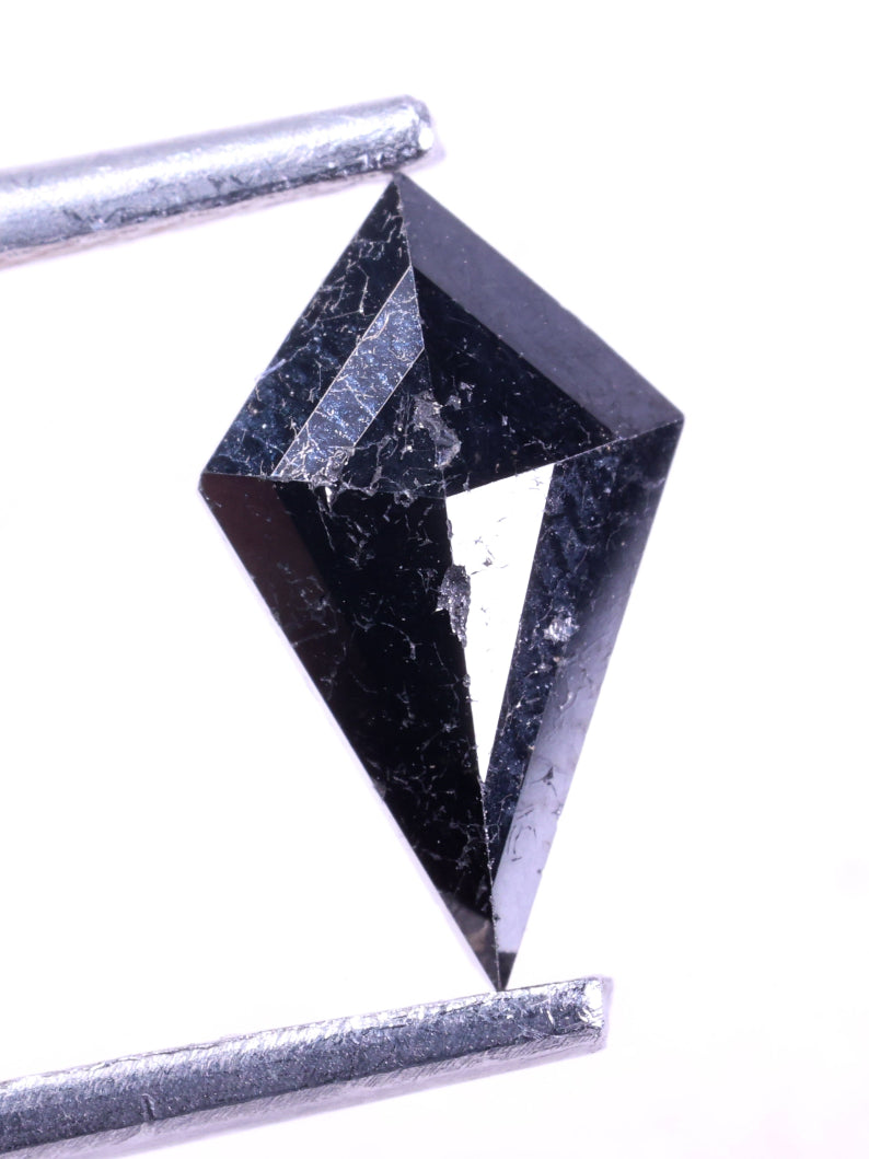 0.86 Ct Loose Black Diamond - Kite Shape Natural Diamond ( 9.66 X 5.52 X 2.72 )