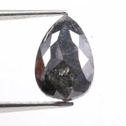 Natural diamond ring featuring an elegant cut and brilliant sparkle, crafted with real earth-mined diamonds. This natural diamond jewelry showcases timeless beauty, durability