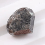 Close-up of 1 ct natural diamond highlighting clarity, cut, and brilliance. This real natural diamond is valued for authenticity, durability, and traditional fine jewelry use.