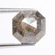 2.57 ct natural diamond ring showcasing luxury size and exceptional brilliance. Premium earth-mined gemstone perfect for engagement proposals.