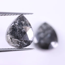 3.69 Carat Natural Pear Shape Salt And Pepper Diamond Pair ( 8.88 X 6.63 ) ( 8.52 X 6.53 )