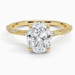 Elegant Moissanite Modern Ring