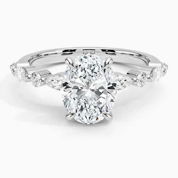 Elegant Moissanite Modern Ring