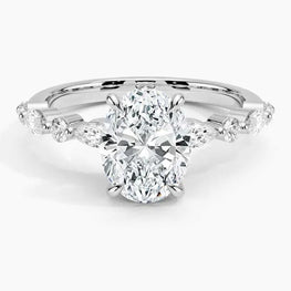 Elegant Moissanite Modern Ring