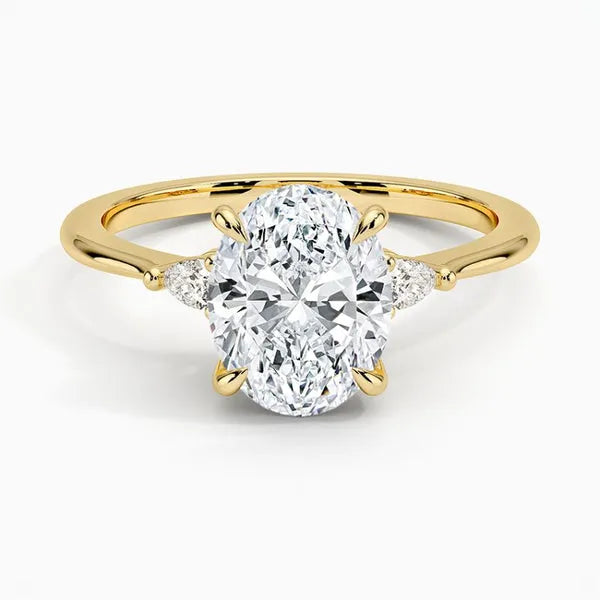 Elegant Solitaire Moissanite Engagemet Ring