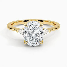 Elegant Solitaire Moissanite Engagemet Ring