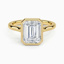 Vintage sapphire engagement ring in custom gold design - emerald Cut Diamond 