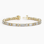 7.06 Ct Cuban bracelet Pandora style with interlocked gold chain links.