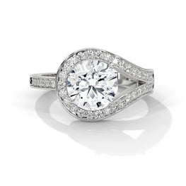 Elegant Moissanite Statement Ring