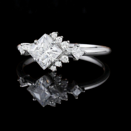 Princess & Round Delicated Wedding Ring