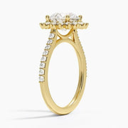 Vintage style engagement ring with diamond and intricate details - Gold Round Ring