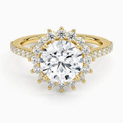 Vintage style engagement ring with diamond and intricate details - Gold Round Ring