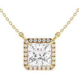 3.04 Ct gold pendant necklace with delicate chain and charm.