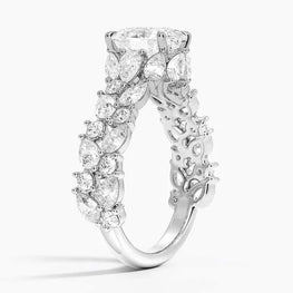 Elegant Moissanite Floral Ring