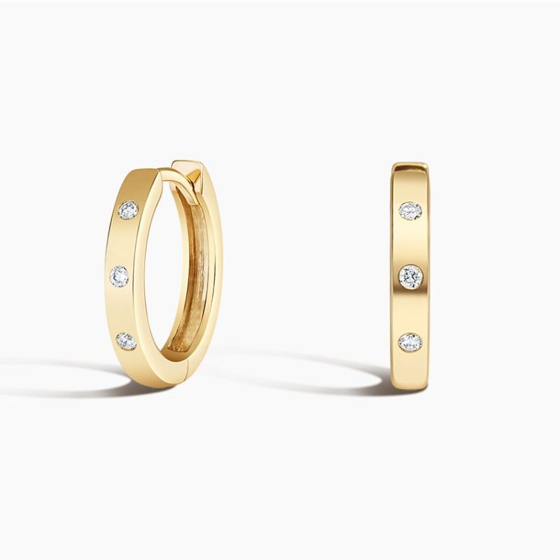 Cielo Flush Set Moissanite Diamond Huggie Earrings