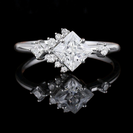 Princess & Round Delicated Wedding Ring