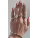 Antique wedding rings 1920s with vintage inspired elegant detailing