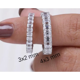 emerald diamond engagement ring with sparkling old mine cut diamond and elegant vintage diamond rings craftsmanship.