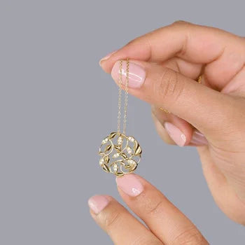 Leaf Circle Charm Delicated Promise Necklace