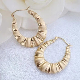 Croissant Shrimp Hoop Earring