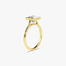 Princess Shape Stunning Engagement Ring