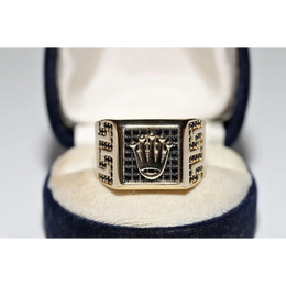 Lab grown diamond ring with round cut stone in vintage style setting elegant minimalist jewelry