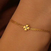 0.50 ct lab grown diamond bracelet for women with small sparkling diamonds on a delicate chain, dainty and elegant everyday jewelry