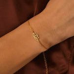 14 k gold chain with solid gold bracelet detailing and luxurious mens bracelet gold appearance.