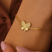 Gold tennis bracelet with brilliant diamond bracelet detailing for women