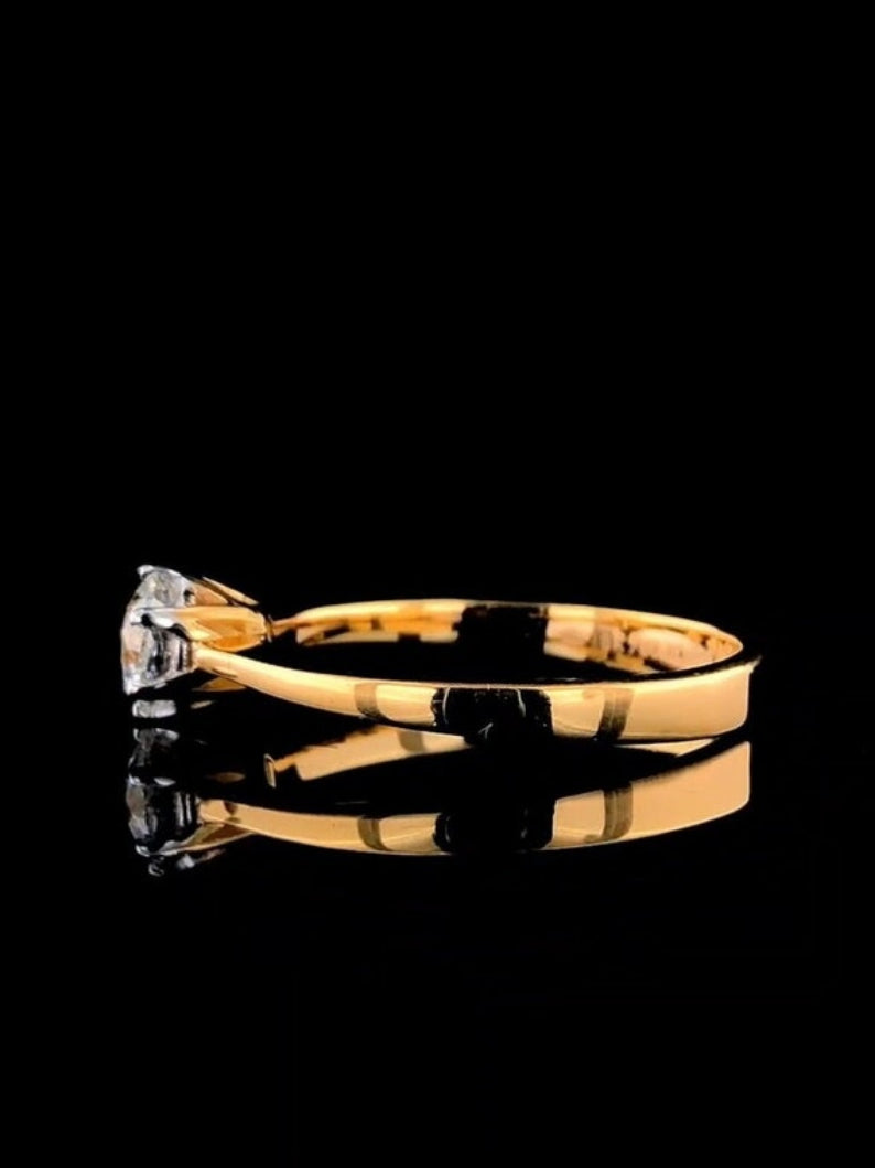 Timeless Round Cut Moissanite Delicate Ring