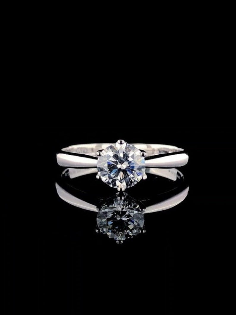 Timeless Round Cut Moissanite Delicate Ring