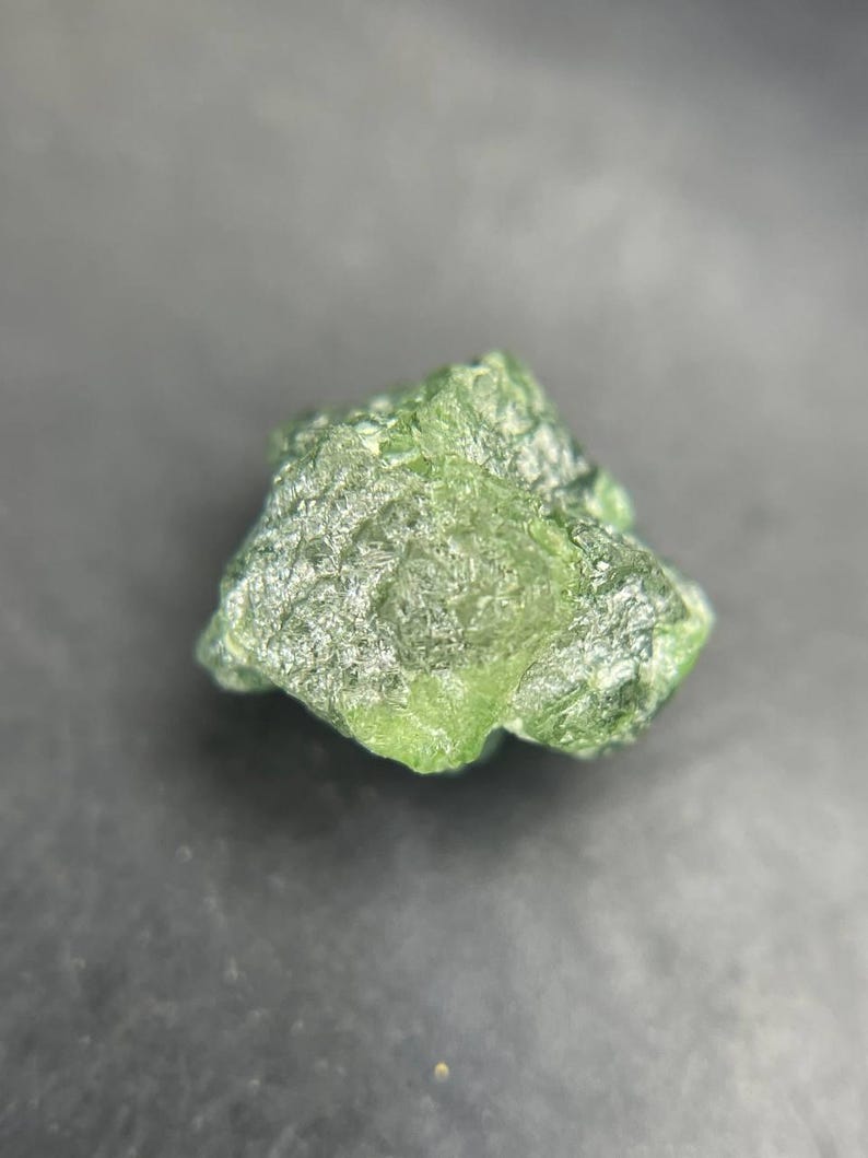 2Ct Green Raw Diamond – Loose Uncut Perfect For Wedding Jewelry.