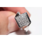 Classic lab grown diamond with dazzling sparkle for sophisticated jewelry collections