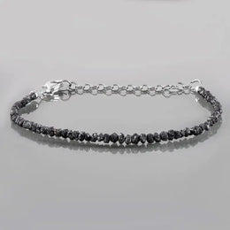 loose raw diamonds and loose rough diamonds with raw rough diamond natural crystal texture close view