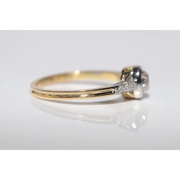 Premium lab grown ring round diamond solitaire in gold setting with elegant and classic look