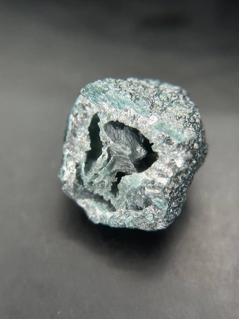 4.67 CT Natural Blue Rough Diamond Unique Earth-Mined Luxury Gem for Jewelry