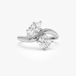 1.75 Ct MOI lab created princess cut diamond ring in gold band, elegant and refined.