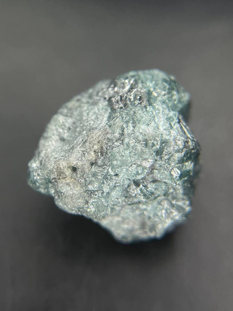 8Ct Natural Rough Loose Blue Diamond for Ethical Wedding Pieces.