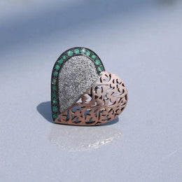 Heart shaped vintage sterling silver ring with green emerald and natural diamond accents, classic cocktail jewelry gift for her