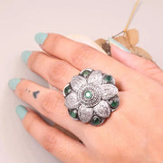 Floral Vintage Ring – Sterling Silver 1990s Art Deco Ring with Round Cut Emerald Gemstone | Unique Old Style Jewelry Gift for Her