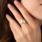 1.75 Ct MOI lab created princess cut diamond ring in gold band, elegant and refined.