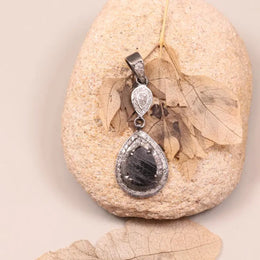 Georgian style vintage teardrop black stone pendant necklace in sterling silver filigree design, gothic boho antique style jewelry gift