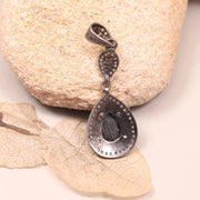 Georgian Style Vintage Teardrop Black Stone Pendant Necklace – Sterling Silver Filigree Gothic Boho Jewelry, Antique Style Gift