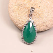 Victorian Style Green Pear Cut Emerald Pendant – Silver Teardrop Vintage Necklace with Black Diamond Accent, Unique Jewelry for Her