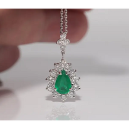 2 CT lab created green gemstone pendant necklace with elegant green stone and fine jewelry setting for women