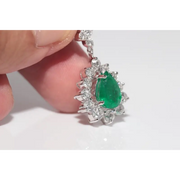 2 CT lab created green gemstone pendant necklace with elegant green stone and fine jewelry setting for women