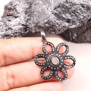Antique Vintage Floral Pendant – Handmade Black Stone Victorian Necklace, 1990s Boho Gothic Jewelry, Unique Old Style Gift