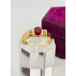 Premium lab created gemstone with radiant shine and smooth cut perfect for bespoke jewelry making