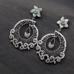Victorian style chandelier earrings with emerald and rose cut diamonds, antique silver vintage filigree statement jewelry gift.